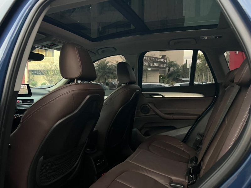 BMW X1 Sdrive 20i 2.0 2.0 Tb Acti.flex Aut. - foto 5